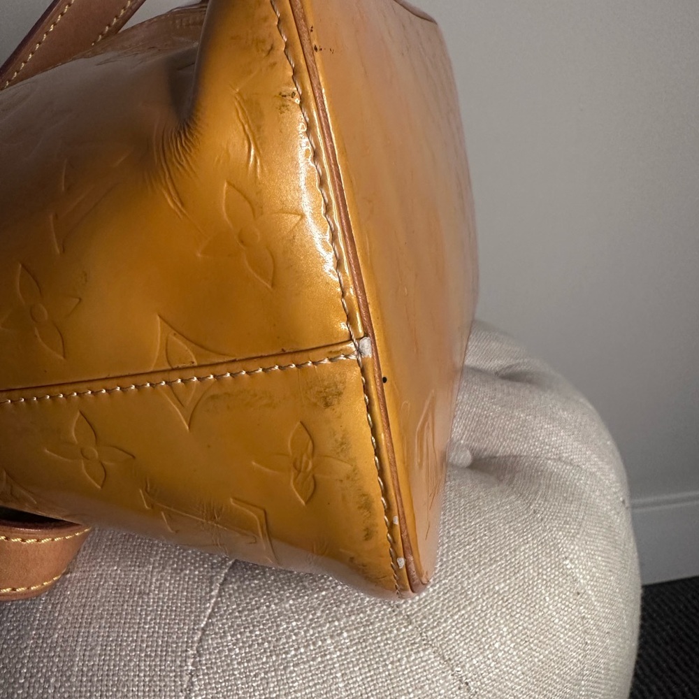Louis Vuitton Glossy Vernis Tote Yellow - Picture 9 of 12